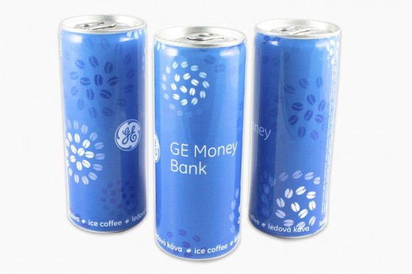 GE Money Bank, káva Latte Macchiato